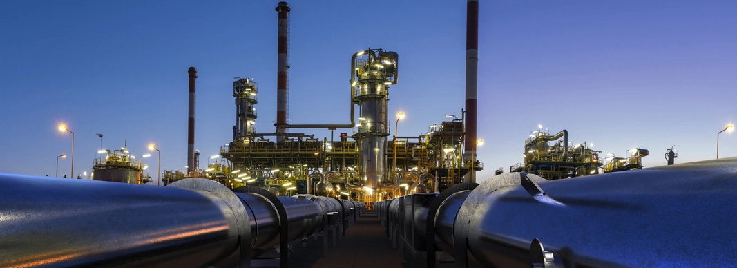Oil refinery avoids shutdown